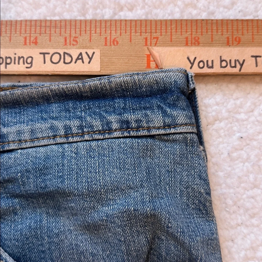 Signature by Levi Strauss bootcut silhouette